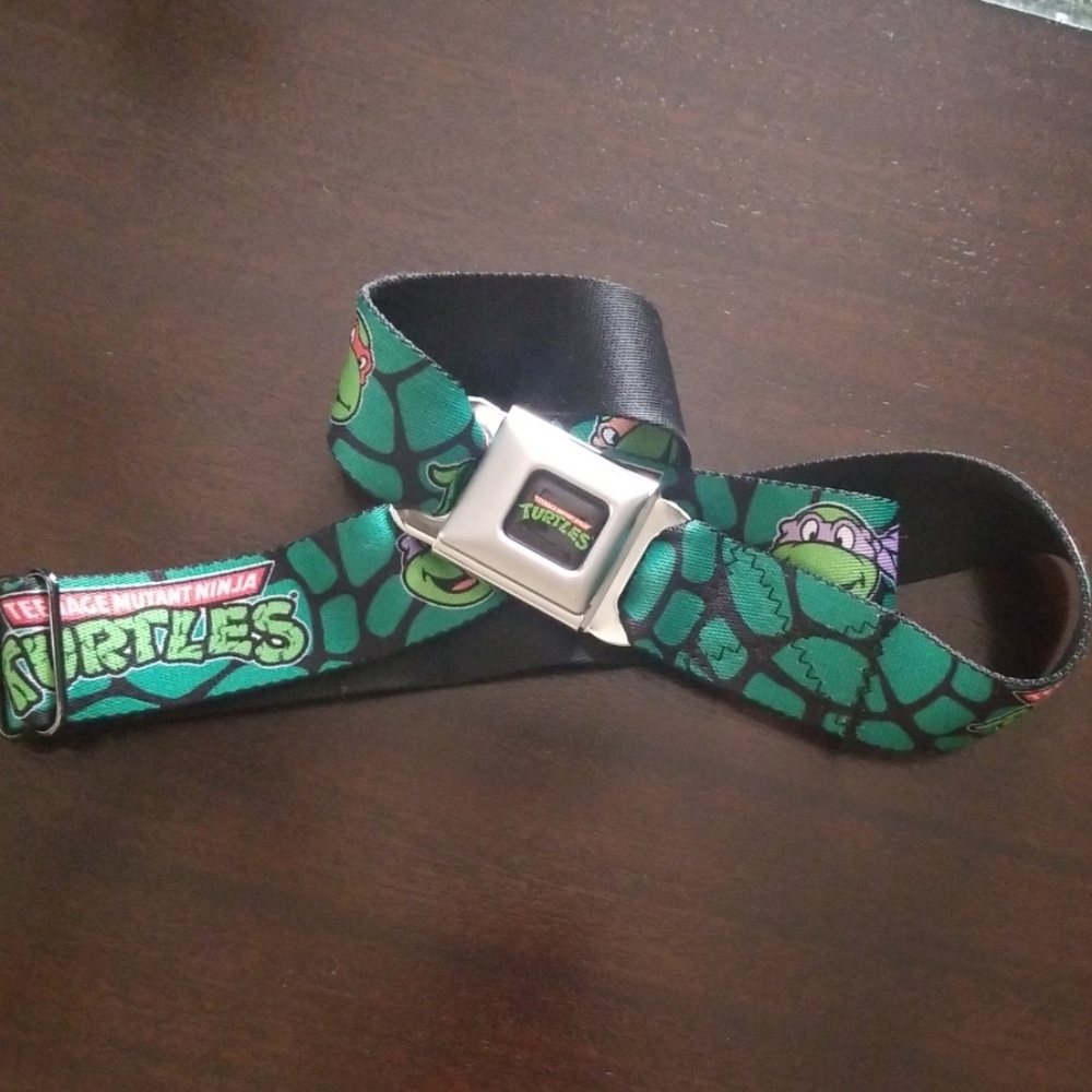 TMNT buckle belt